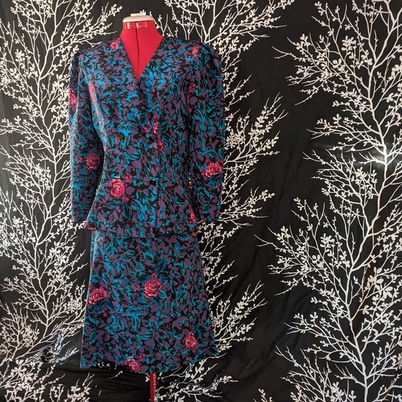 Vintage Skirts Vintage 8s Darien Petites 2piece Floral Set Poshmark